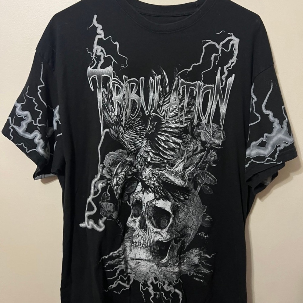 Men's Black Graphic Tee with Skull Design